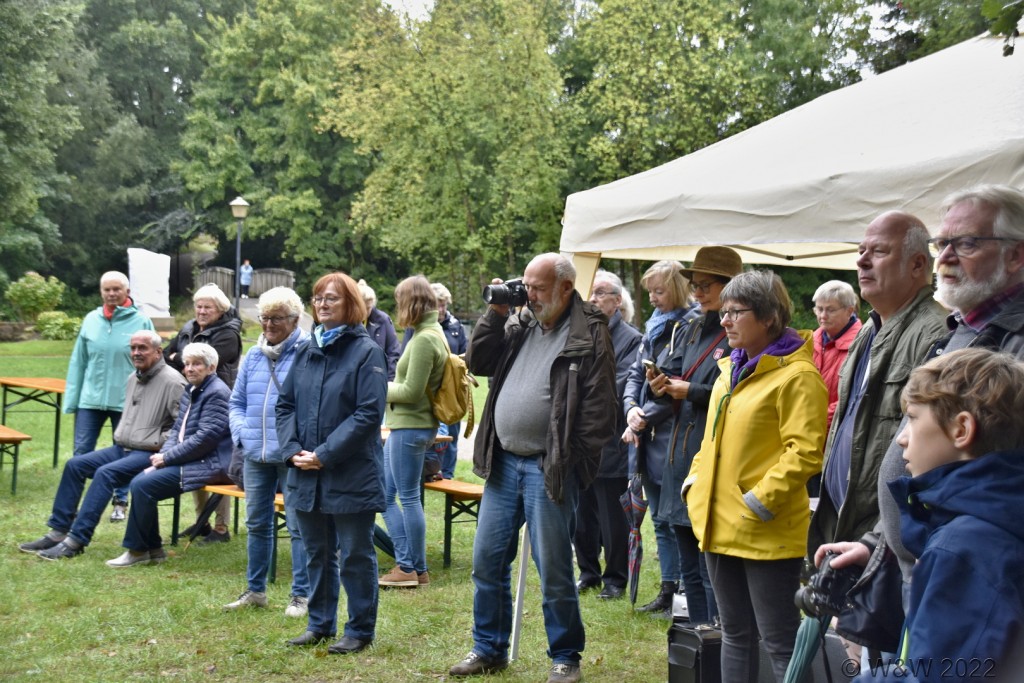 Vorstellung des neuen Kunstwerkes und Helferfest des Krink am Dorfplatz in Westbevern am 18.09.2022.